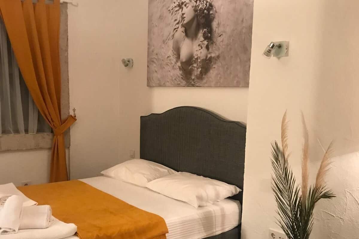 Chambre Double Confort, balcon, vue jardin | Chambres insonorisées