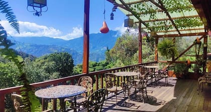 Las Orquideas Runtun Lodge
