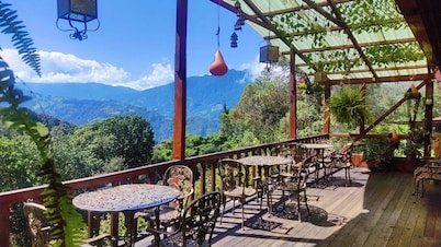 Las Orquideas Runtun Lodge