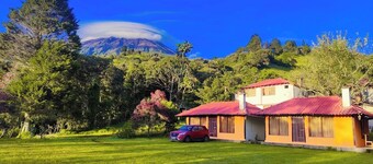 Las Orquideas Runtun Lodge