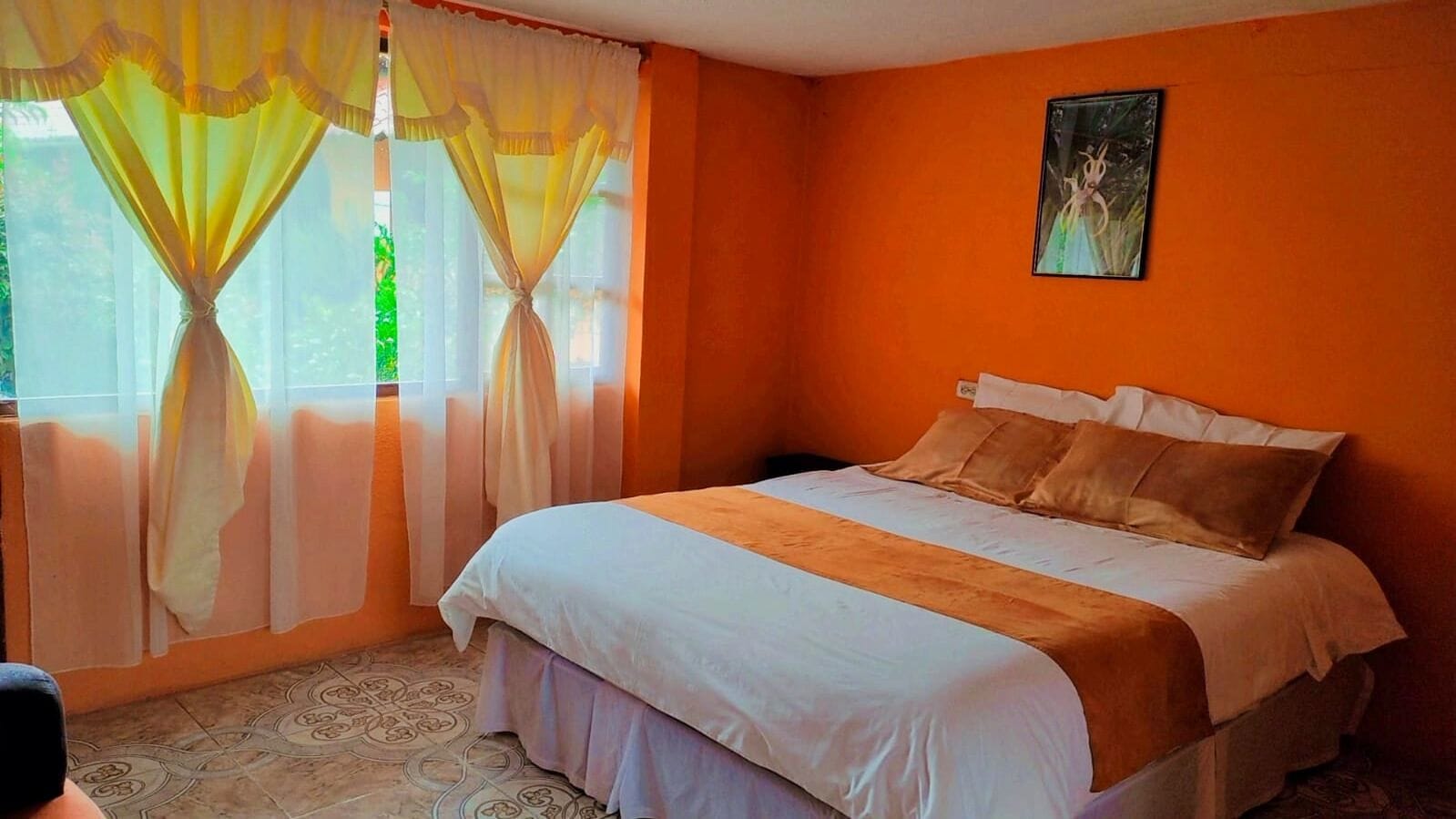 Traditional Room | Free WiFi
