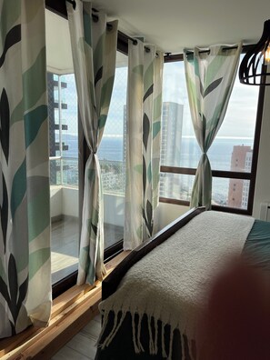 2 chambres, fer et planche à repasser, draps fournis