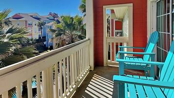 Condo (1 Bedroom) | Property amenity