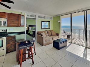 Condo (1 Bedroom) | Interior