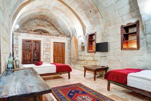 Kamar Keluarga | Wi-Fi gratis dan seprai linen