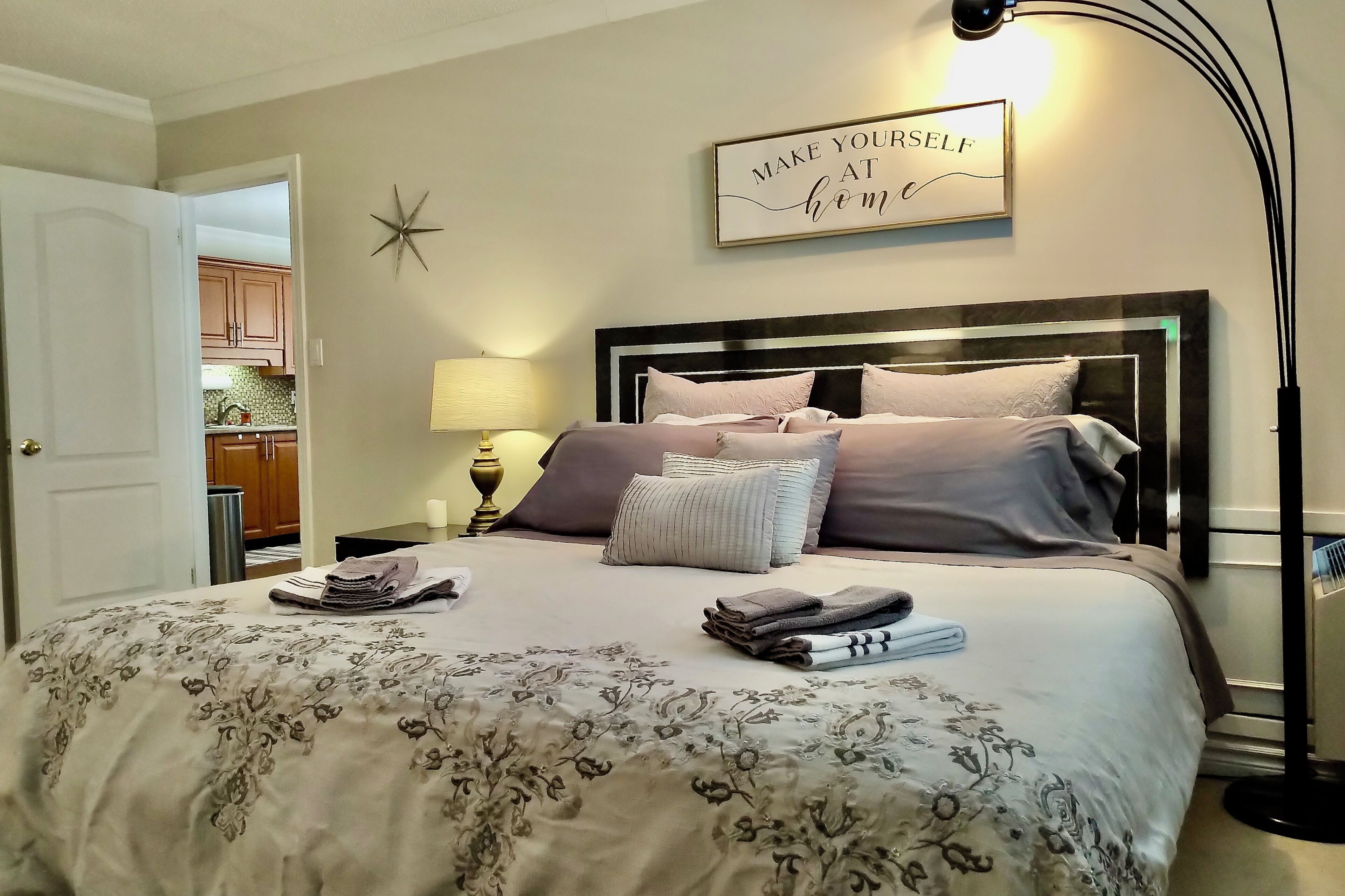 1 chambre, fer et planche à repasser, Wi-Fi, draps fournis