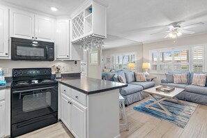 Casa geminada, várias camas (Capri by the Gulf 110) | Cozinha privada