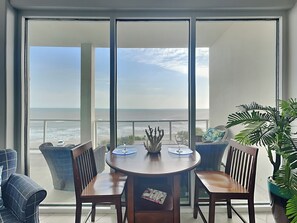 Condo (3 Bedrooms) | Interior