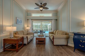 Téléviseur connecté, foyer, bureau, écran d’ordinateur