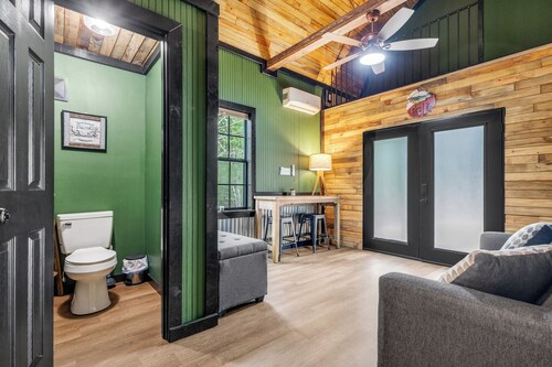 Eagles Haven - Both Cabins