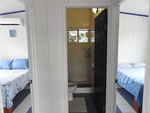 2 bedrooms, WiFi, bed sheets - Charming 2-bedroom beach house in CR's only Blue Zone with AC, WiFi and Jacuzzi. (Lepanto)