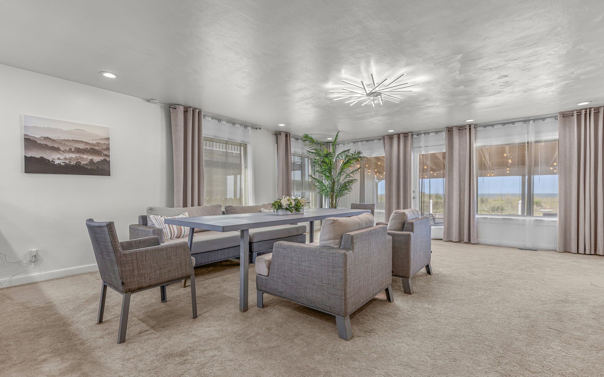 Oceanfront Cozy Beach Duplex - Norfolk, VA