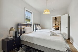 2 室のベッドルーム、WiFi、ベッドシーツ