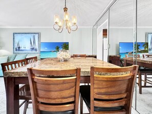 Casa geminada, várias camas (SouthBay by the Gulf #29) | Opções para refeição