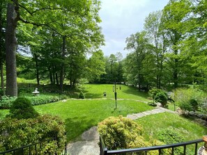 Deluxe Double Room, Courtyard View | Free WiFi - Green River Bridge Inn (Guilford)