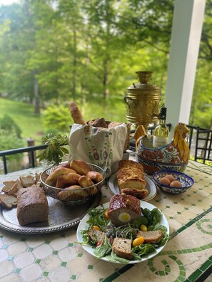 Reception - Green River Bridge Inn (Guilford)