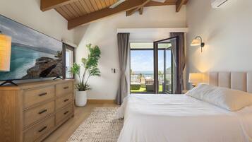 2 bedrooms, iron/ironing board, travel crib, WiFi