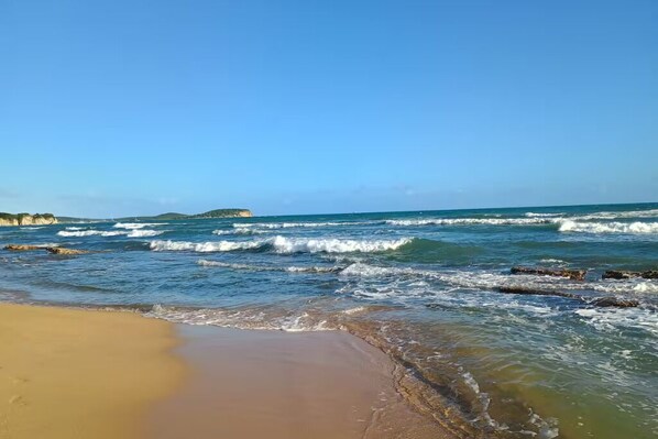 Sun loungers, beach towels - BioBay Inn Apt C - Cute Tiny Apt. w/wifi & AC Near Malecon, Tour pickups,Sun Bay (Vieques)