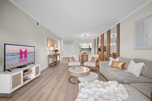 Smart TV, books