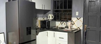 Spacious lodge in terrific Mandaue City with AC, WiFi