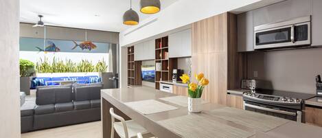 Microwave, oven, stovetop, dishwasher