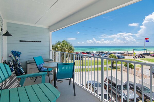 Appart'hôtel, 1 très grand lit et 1 canapé-lit (Summerspell 303) | Terrasse/Patio