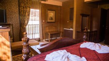 1 slaapkamer, een bureau, reisbedje, gratis wifi