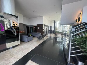 Lobby - Stay in Comfort and Style in the Most Noble Region of Nova Lima (Vila da Serra Nova Lima)