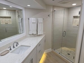 Condo, Multiple Beds (Surfside Resort #1406) | Bathroom - Surfside Resort #1406 (Miramar Beach)