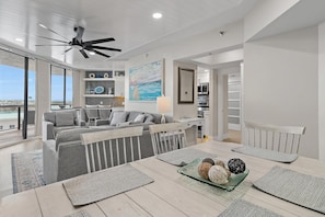 Lägenhet - flera sängar (Surfside Resort #1406) | Interiör