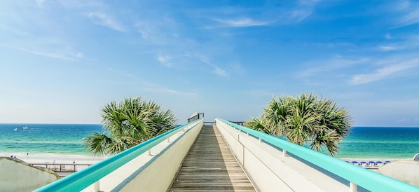 Apartamento, varias camas (Surfside Resort #1406) | Playa