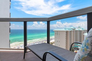 公寓客房, 多張床 (Surfside Resort #1406) | 住宿一隅