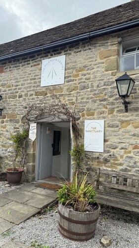 Eyam hikers hideaway.