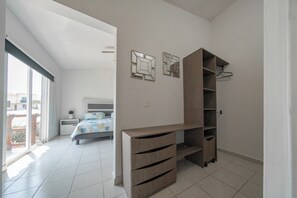 3 Schlafzimmer, Bügeleisen/Bügelbrett, WLAN, Bettwäsche