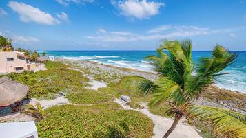Beach nearby, beach towels
