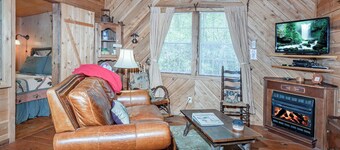 The Cabins at Seven Foxes