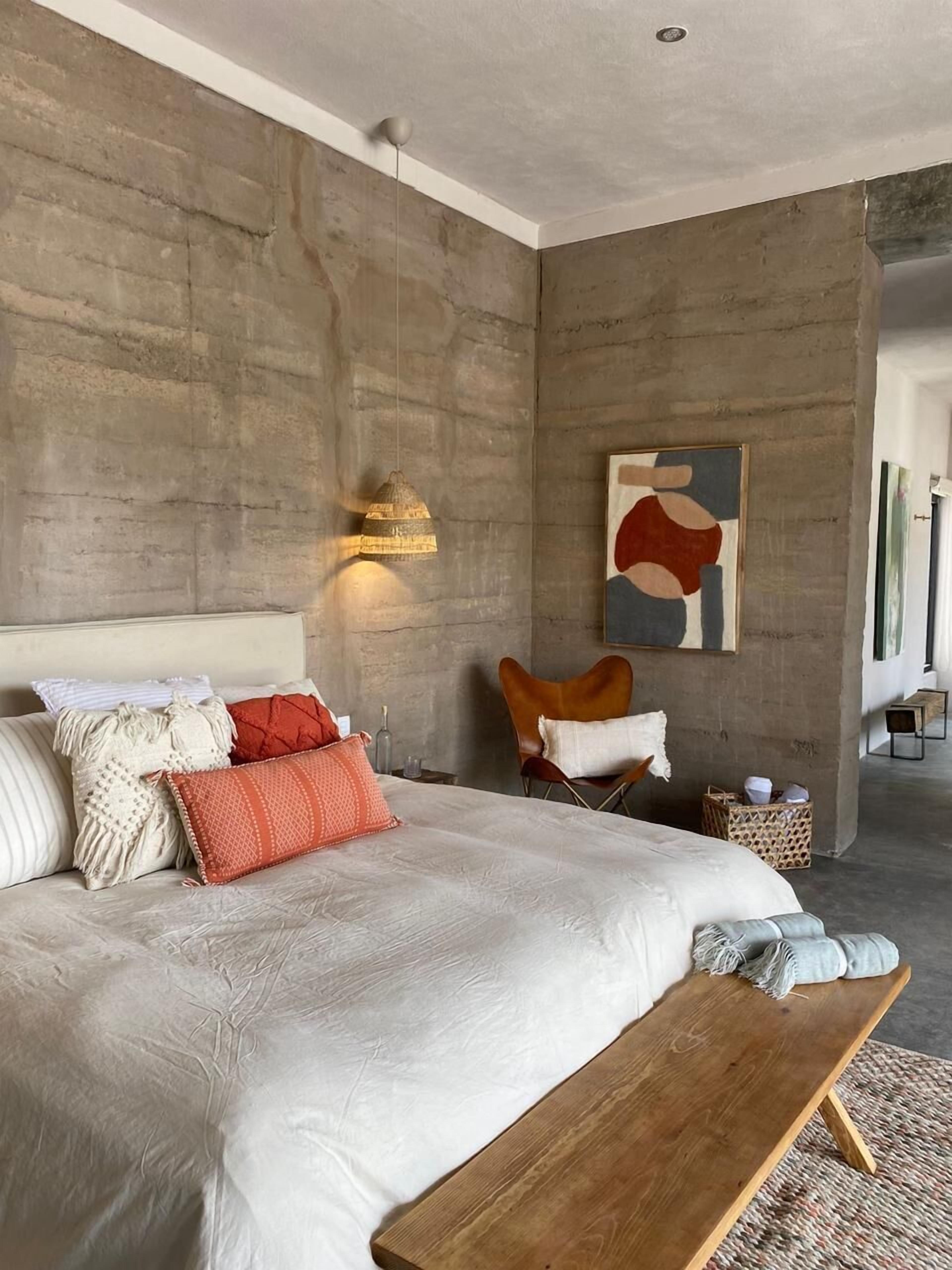 Svit Deluxe | 1 sovrum, duntäcken, minibar och individuell inredning