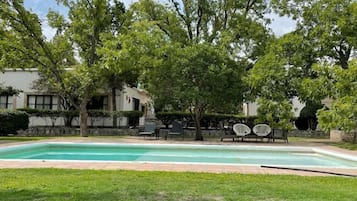 Casa superior, 6 quartos, vista para o vinhedo | Terraço/pátio