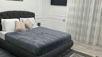 1 bedroom, iron/ironing board, Internet