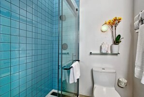 Hair dryer, towels