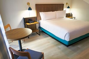 1 bedroom, iron/ironing board, free WiFi, bed sheets - Modern Comfort & Heated Rooftop Pool in the Heart of San Francisco (San Francisco)