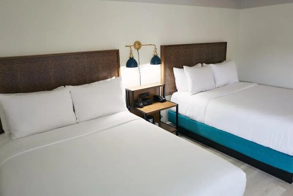 1 bedroom, iron/ironing board, free WiFi, bed sheets - San Francisco Stay with Heated Pool, Walk to Union Square & Civic Center (San Francisco)