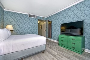 1 habitación, tabla de planchar con plancha, wifi gratis y ropa de cama