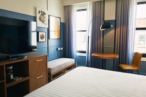 1 chambre, fer et planche à repasser, accès au Wi-Fi (inclus)