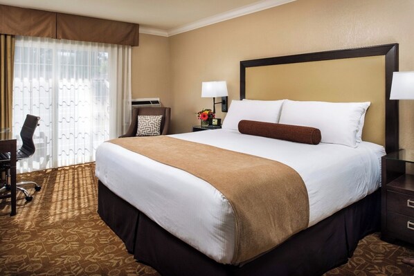 2 makuuhuonetta, silitysrauta/-lauta, ilmainen Wi-Fi, vuodevaatteet