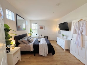 2 chambres, bureau, fer et planche à repasser, Wi-Fi gratuit