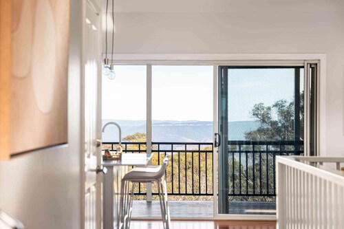 Kanimbla View Summary