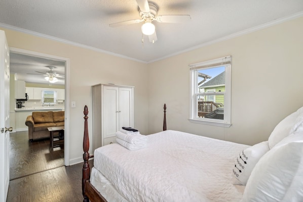 3 bedrooms, iron/ironing board, free WiFi, bed sheets