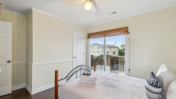 3 chambres, fer et planche à repasser, Wi-Fi gratuit, draps fournis