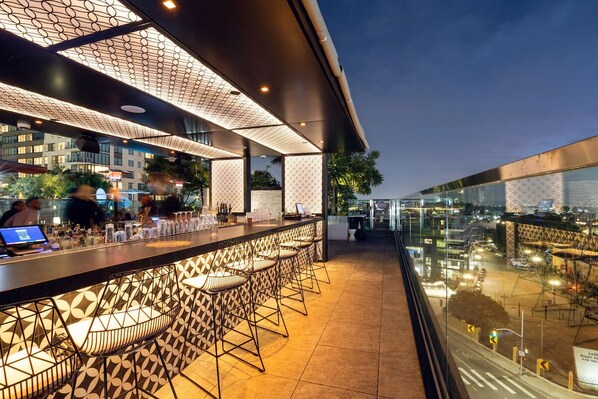 Bar (on property) - Stylish Hollywood Hotel with Rooftop & Pool (Los Angeles)